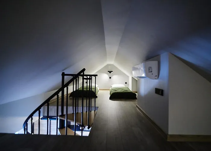 Dom Pod Jesionem מלון