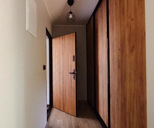 Dom Pod Jesionem מלון *